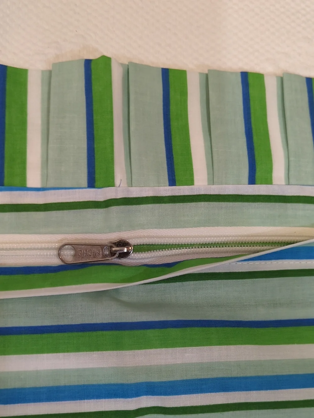 NWT Pair (2) A&E Creations Blue & Green Striped Euro Pillow Shams 26x26​